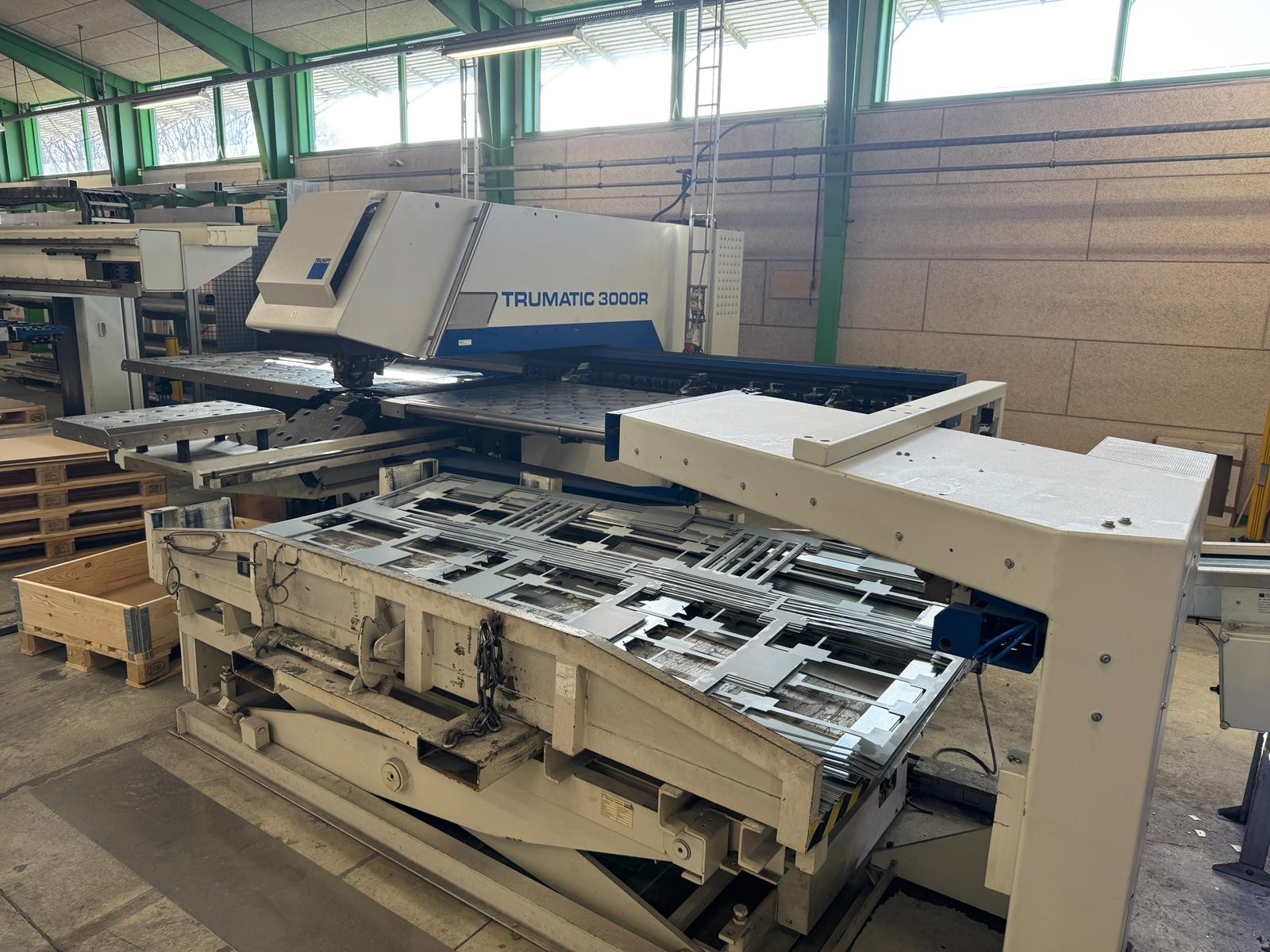 PUNCHING MACHINE TRUMPF TRUPUNCH 3000 - 1300 (S06) (FMC) - I-H&S
